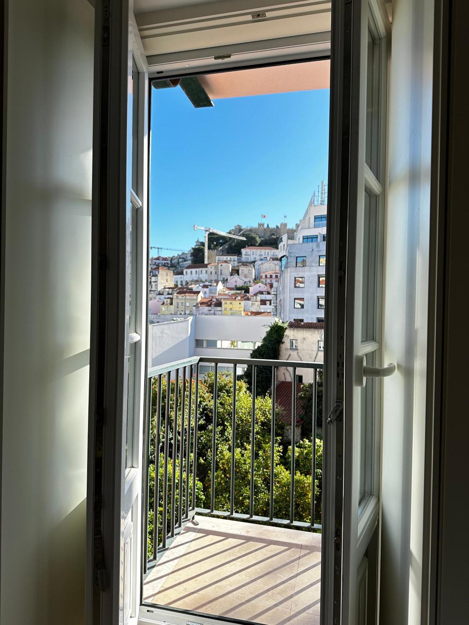 Castle View Suites Lisbona Esterno foto