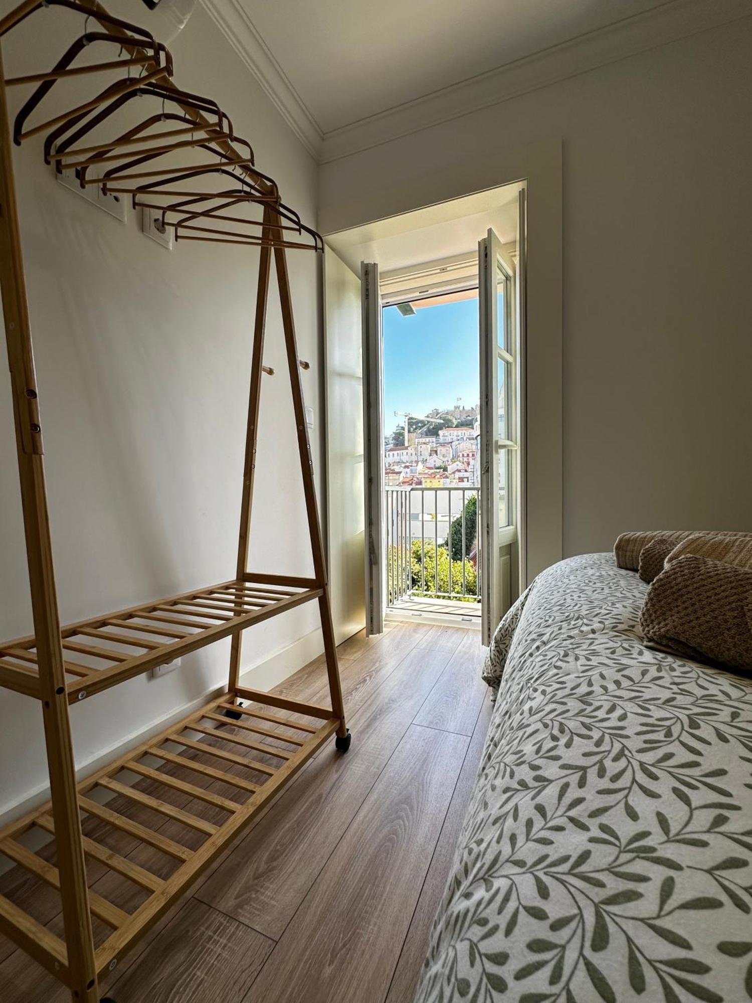Castle View Suites Lisbona Esterno foto