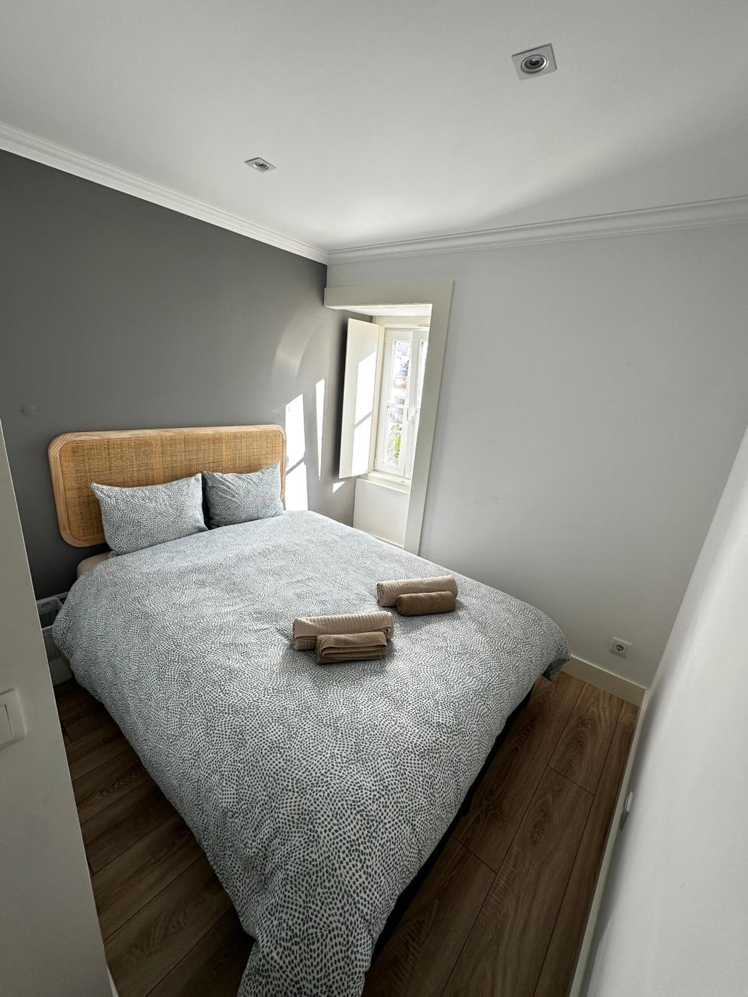 Castle View Suites Lisbona Esterno foto